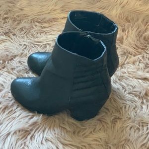 Vince Camuto Black Leather Booties